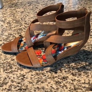 Madden Girl Tan Wedges Size 11